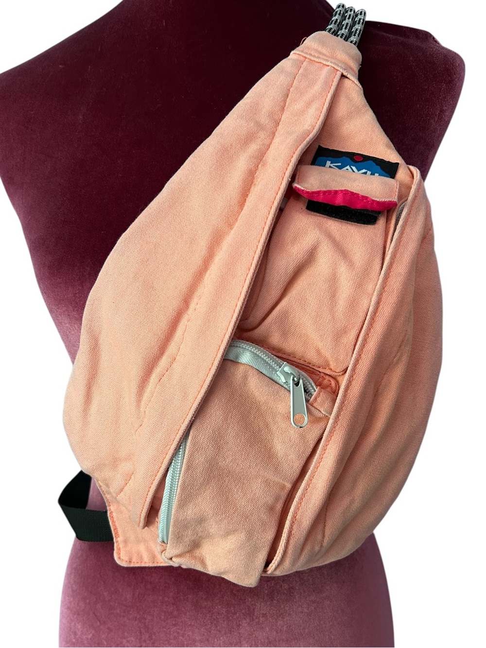 Kavu Peach Canvas Rope Sling Bag Small